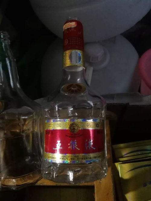 奎屯人經(jīng)常喝的這些酒被查 嚴(yán)重可致雙目失明,看完這個視頻你肯定 滴酒不沾